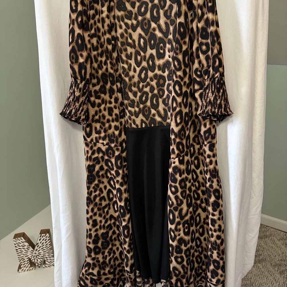 Blue Rain Leopard print Lined Wrap Dress Size Large - Picture 7 of 14